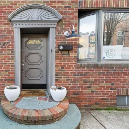 Rent this 4 bed house on 902 Montrose Street in Philadelphia, PA 19147