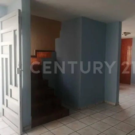 Rent this 2 bed house on Avenida General Venustiano Carranza 206 in 50130 Toluca, MEX
