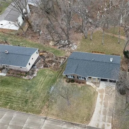 Image 2 - 3607 Terrace Hill Dr Ne, Cedar Rapids, Iowa, 52402 - House for sale