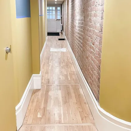 Image 3 - 107 Waverly Place, New York, NY 10011, USA - Townhouse for rent
