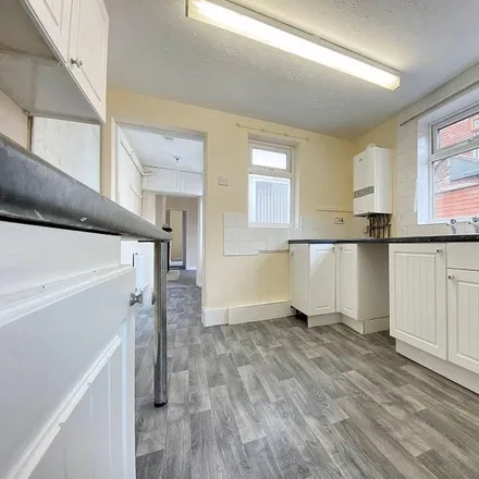 Image 9 - Griffin Street, Dudley Wood, DY2 0LW, United Kingdom - Apartment for rent