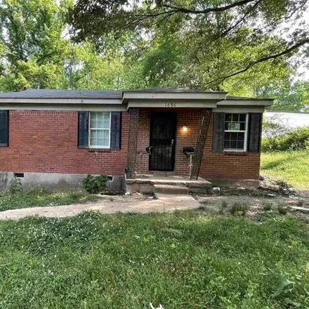 Buy this 3 bed house on 1654 West Shelby Drive in Darwin, Memphis
