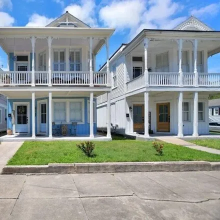 Buy this 2 bed house on Shykatz Cafe & Bakery in 1528 Avenue L, Galveston