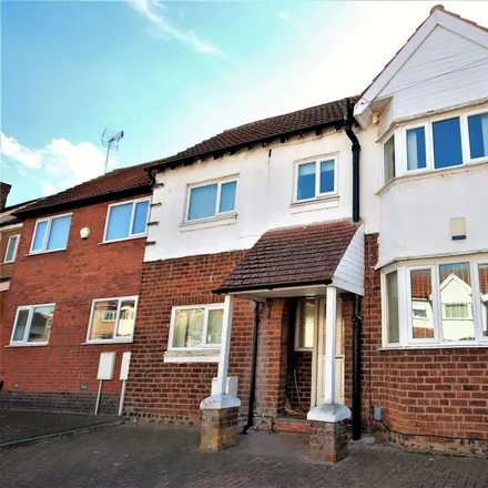 Rent this 4 bed townhouse on Southlea Close in Southlea Avenue, Royal Leamington Spa