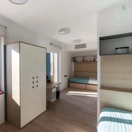 Rent this 1 bed room on Madrid in Calle de Don Ramón de la Cruz, 37