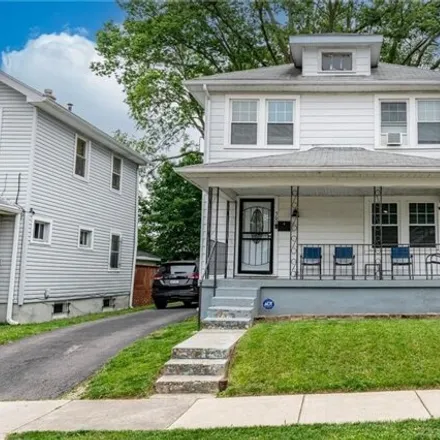Buy this 3 bed house on 576 Evergreen Avenue in Dayton, OH 45402