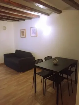 Image 4 - Carrer d'en Cortines, 7, 08003 Barcelona, Spain - Apartment for rent