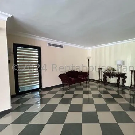 Rent this 3 bed apartment on Vivendi 100 in Bulevard Saul J. Esses, La Locería