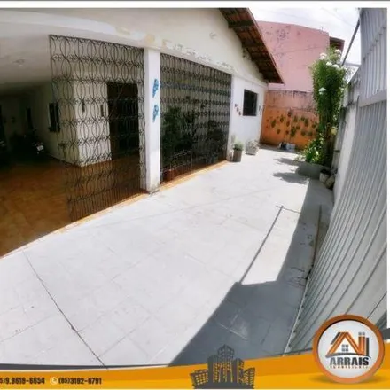 Buy this 5 bed house on Rua Santa Filomena 76 in Dom Lustosa, Fortaleza - CE