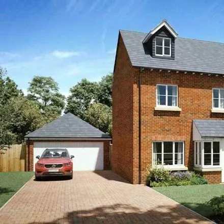 Buy this 5 bed house on Springview Fields in Tewkesbury, GL20 8FL