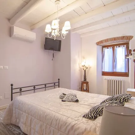 Rent this 1 bed apartment on Sant'Ambrogio in Via Valpolicella, 37015 Sant'Ambrogio di Valpolicella VR