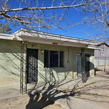 Buy this 4 bed house on 1221 Lincoln Street in Anthony, NM