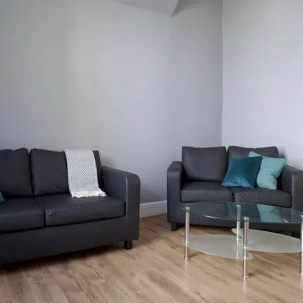 Rent this 4 bed house on University of Leeds in St. Marks Road, Leeds