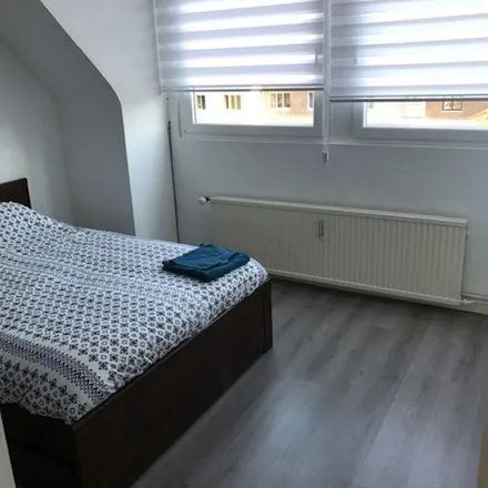 Rent this 1 bed apartment on Avenue des Jardins - Bloemtuinenlaan 25 in 1030 Schaerbeek - Schaarbeek, Belgium