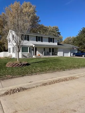 Buy this 4 bed house on Grand Crescent Drive in Gothenburg, NE