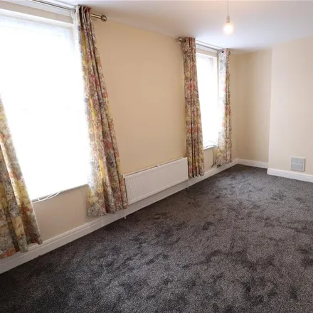 Image 5 - South Road, Burnt Oak, London, HA8 0AJ, United Kingdom - Apartment for rent