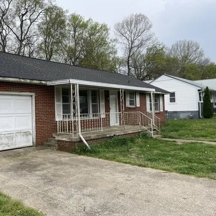 Buy this 3 bed house on 216 Davis Street in Shelbyville, TN 37160