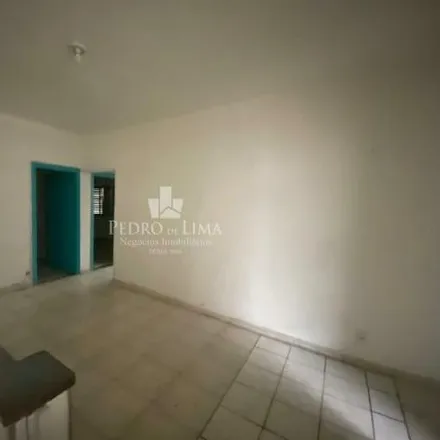 Rent this 3 bed house on Rua Xiririca 913 in Vila Carrão, São Paulo - SP