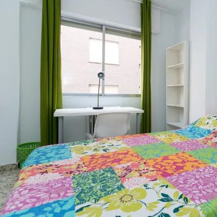 Rent this 5 bed room on Parking Pedro Antonio in Calle Pedro Antonio de Alarcón, 40