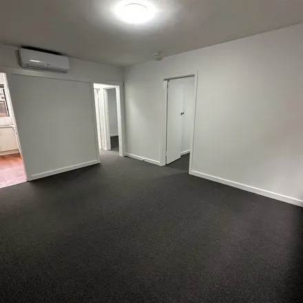Image 4 - Marriott Street, St Kilda VIC 3182, Australia - Apartment for rent