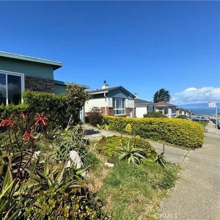 Buy this 3 bed house on 74 Oceanside Drive in Daly City, CA 94015