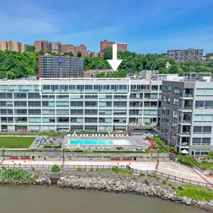 Image 2 - 9 Somerset Ln Ph 606-607, Edgewater, New Jersey, 07020 - Condo for sale