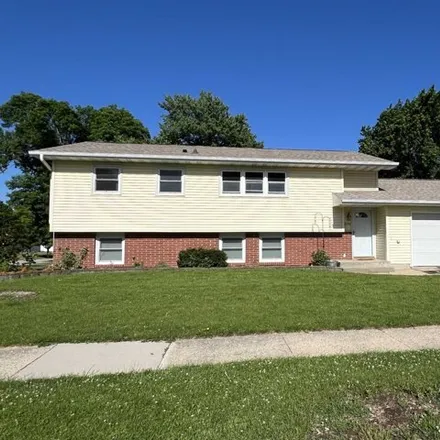 Buy this 4 bed house on 508 Muir Street in Janesville, WI 53546