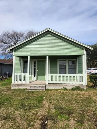 Buy this 2 bed house on 5168 Elba Street in Beaumont, TX 77705