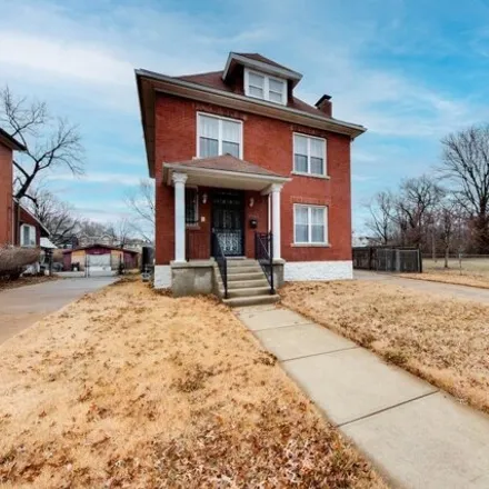 Buy this 4 bed house on 5699 Bartmer Avenue in St. Louis, MO 63112