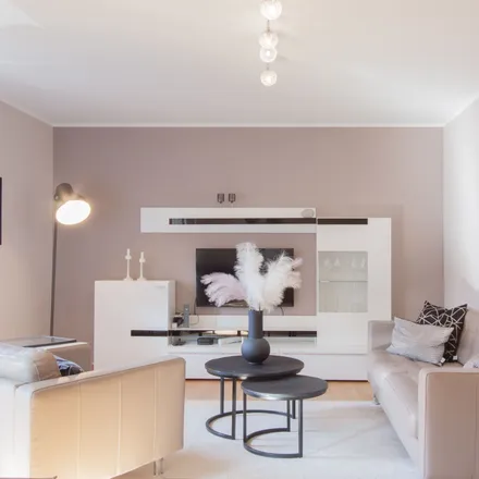 Rent this 1 bed apartment on Ziegeleiweg 32 in 40591 Dusseldorf, Germany