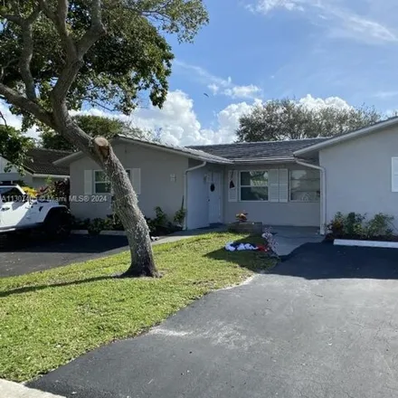 Buy this studio house on 11176 Northwest 35th Street in Coral Springs, FL 33065