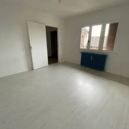 Rent this 2 bed apartment on unnamed road in 60150 Thourotte, France