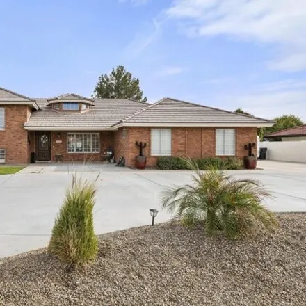 Buy this 6 bed house on 9505 South Kenneth Place in Tempe, AZ 85284