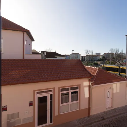 Image 5 - Rua Direita de Francos, 4250-198 Porto, Portugal - Apartment for rent
