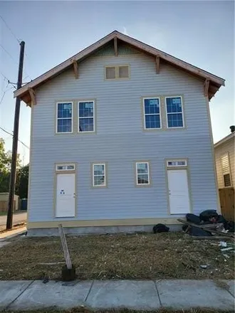 Buy this studio house on 3400 North Johnson Street in New Orleans, LA 70117