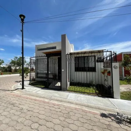 Buy this 2 bed house on 1o. de Mayo in 76776 Tequisquiapan, QUE