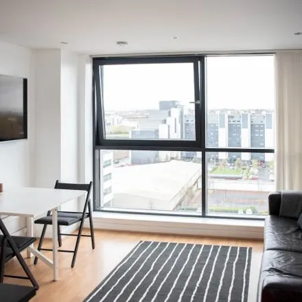 Image 3 - Clydeside Expressway, Glasgow, G3 8GL, United Kingdom - Apartment for rent