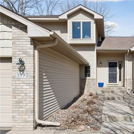 Image 3 - 3982 Country Oaks Drive, Chanhassen, MN 55331, USA - House for sale