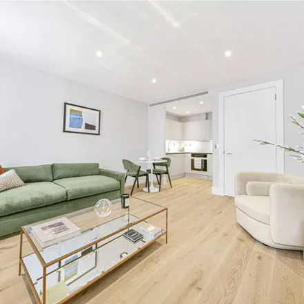 Rent this 1 bed apartment on Baker Street Station in Baker Street, London