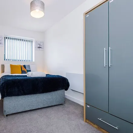 Image 7 - Trafford, M16 0LN, United Kingdom - Apartment for rent