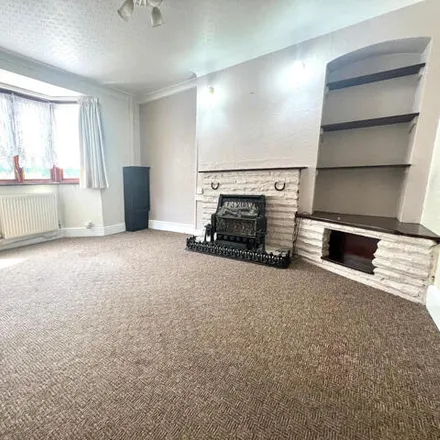 Rent this 3 bed house on 51 Alfred's Gardens in London, IG11 7XW