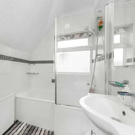 Image 8 - 13 Sevenoaks Road, London, SE4 1RA, United Kingdom - House for sale