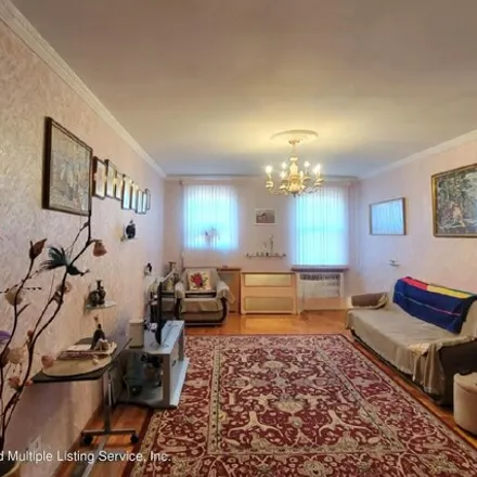 Image 1 - 2375 Ocean Avenue, New York, NY 11229, USA - Apartment for sale