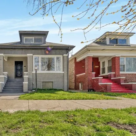 Buy this 4 bed house on 7441 South Wentworth Avenue in Chicago, IL 60621