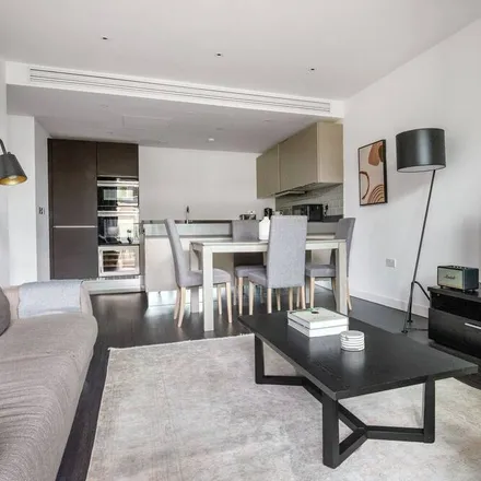 Rent this 2 bed apartment on London in E1 8QE, United Kingdom