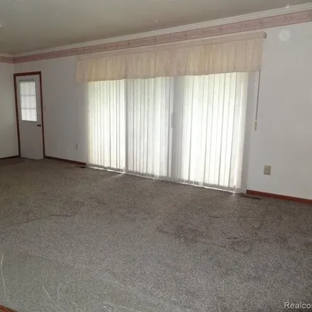 Image 6 - Grand Valley Drive, Shelby Charter Township, MI, USA - Condo for sale
