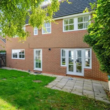 Image 4 - Jones Close, Brackley, NN13 6JD, United Kingdom - House for sale