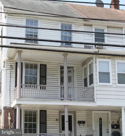 Rent this 3 bed house on 39 Baltimore Street in Glen Rock, York County