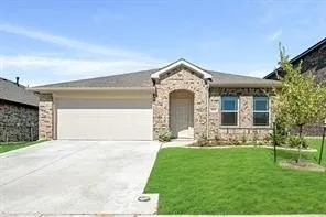 Rent this 4 bed house on 985 Kingbird Ln in Alvarado, Texas