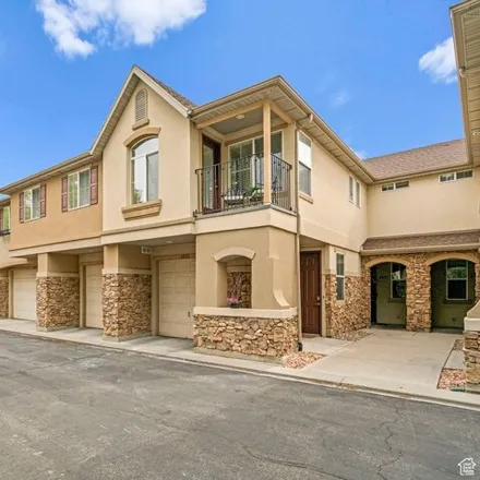 Buy this 3 bed condo on Lower Clubhouse Parking in Garonne Avenue, West Jordan